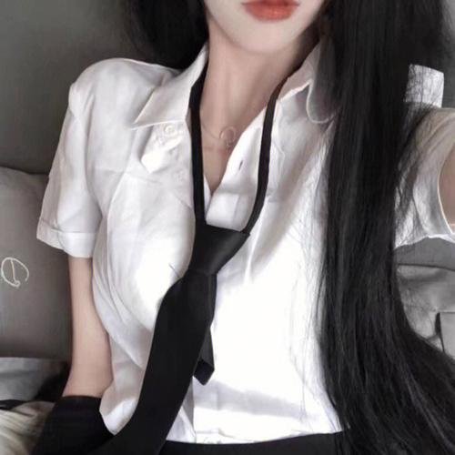 来自火星的恶魔女孩